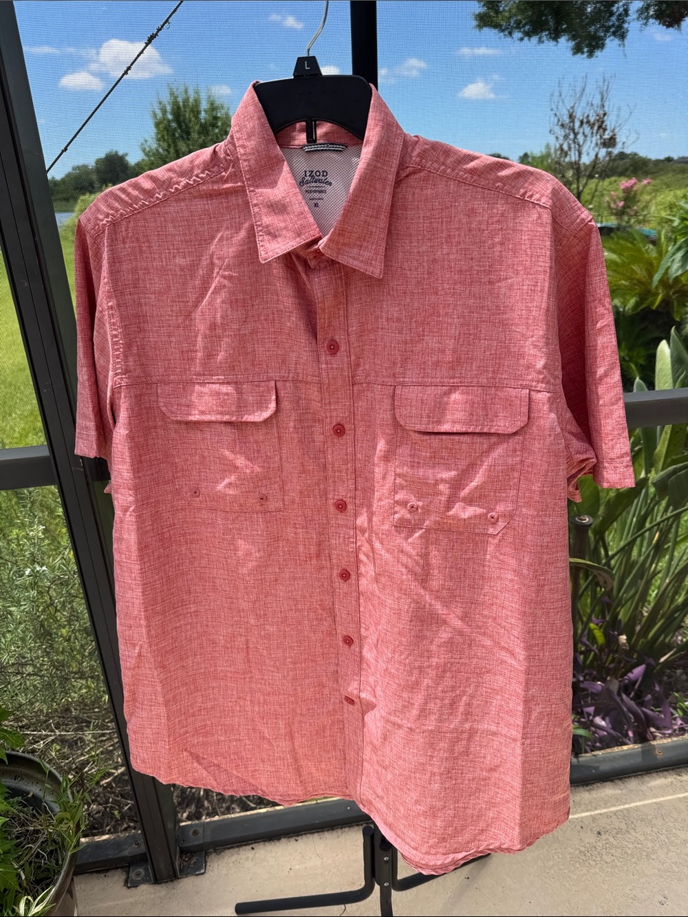 Izod Saltwater Performance Men's Heathered Coral Short-Sleeve Button-Down Shirt